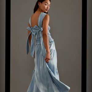 Damson Madder Violet Maxi
Dress Blue Glass Satin NEW W TAG Size US 14